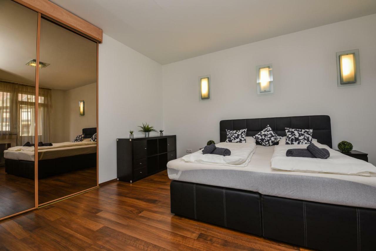 Castle Apartment With Panoramic Balcony Budapest Ngoại thất bức ảnh