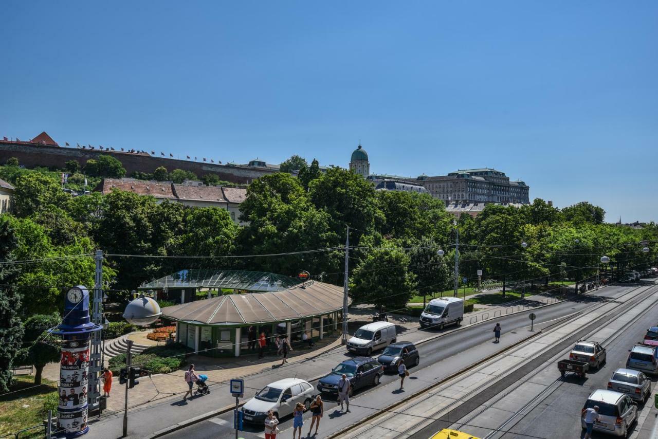 Castle Apartment With Panoramic Balcony Budapest Ngoại thất bức ảnh