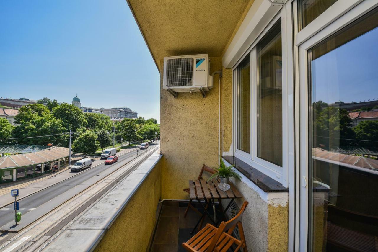 Castle Apartment With Panoramic Balcony Budapest Ngoại thất bức ảnh