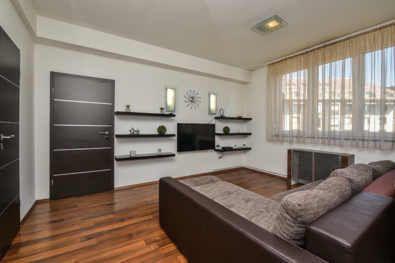 Castle Apartment With Panoramic Balcony Budapest Ngoại thất bức ảnh
