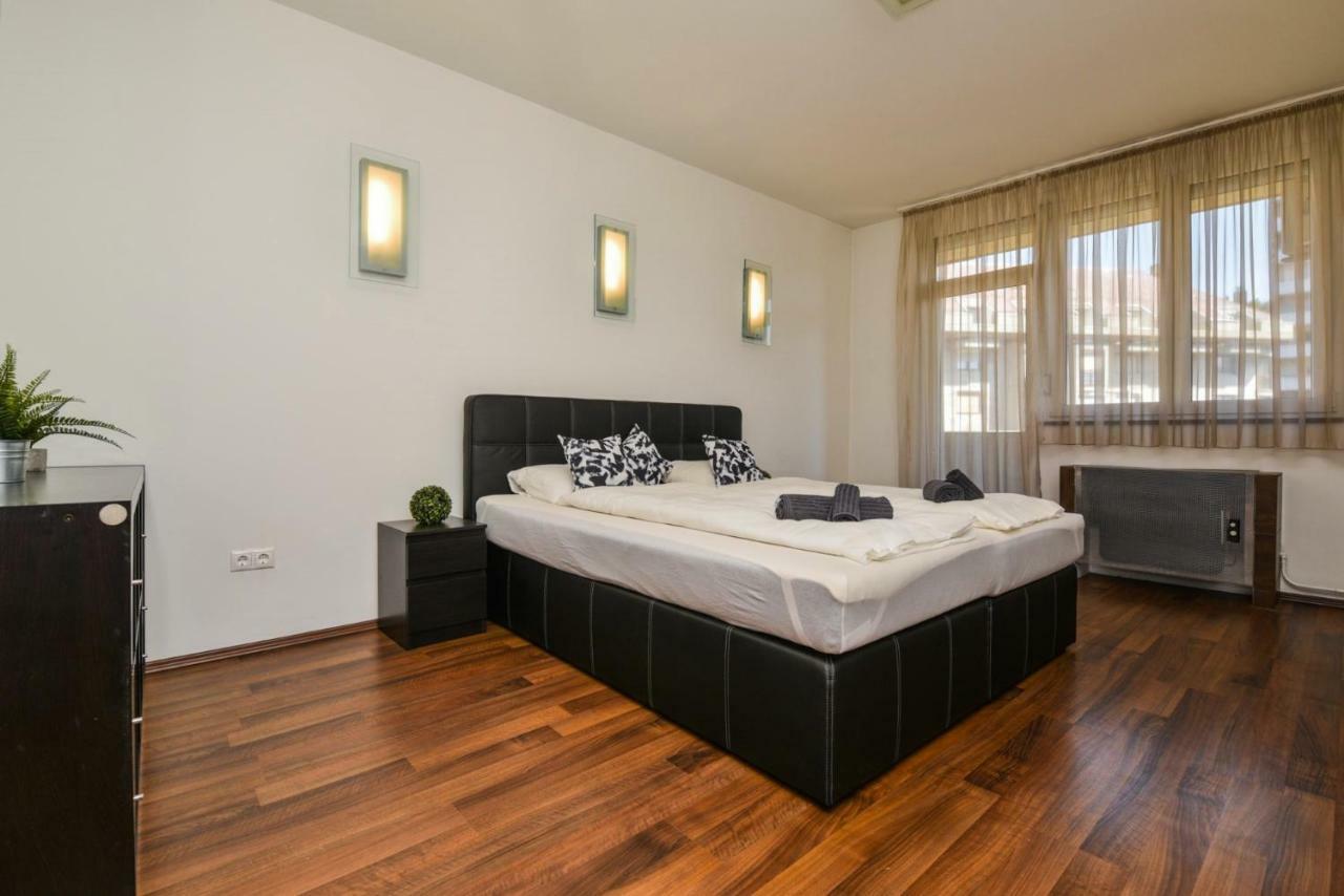Castle Apartment With Panoramic Balcony Budapest Ngoại thất bức ảnh